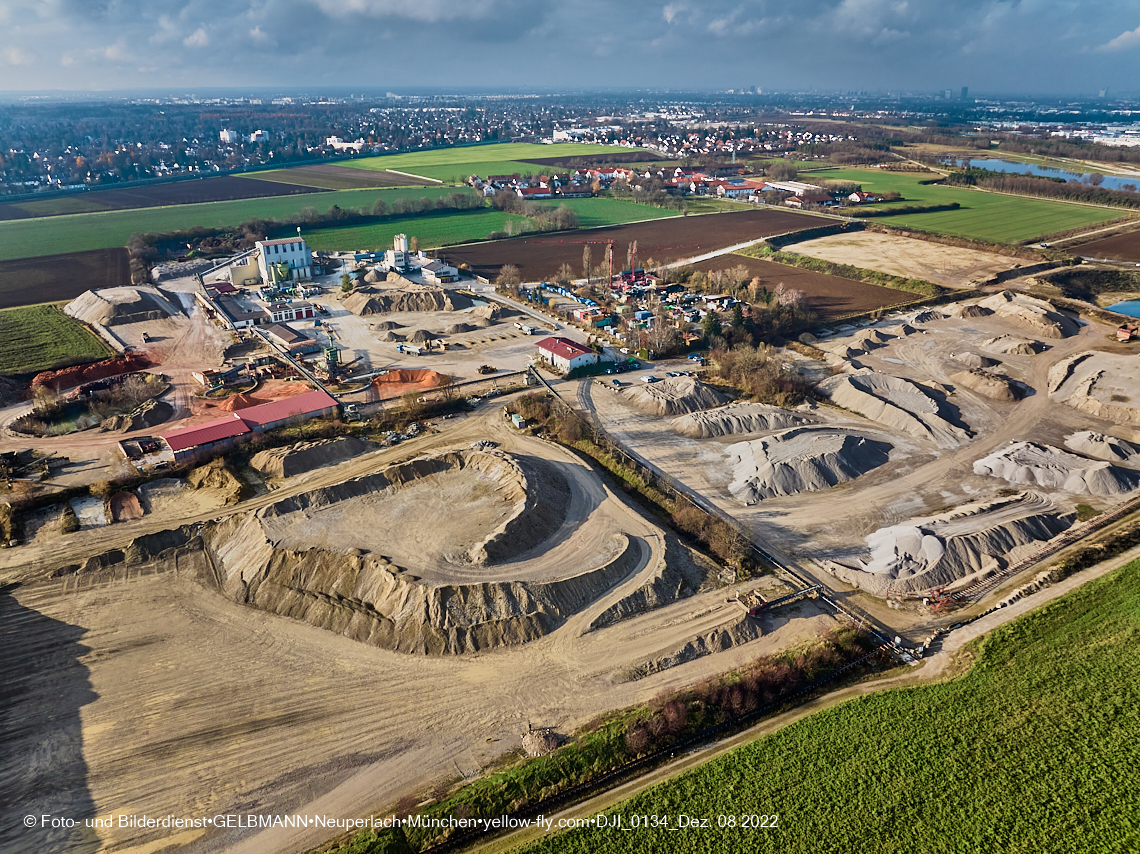 08.12.2022 - Quetschwerk - DEMOS-Wohnbau - Bauplatz in Gronsdorf 08.12.2022 - Quetschwerk - DEMOS-Wohnbau - Bauplatz in Gronsdorf